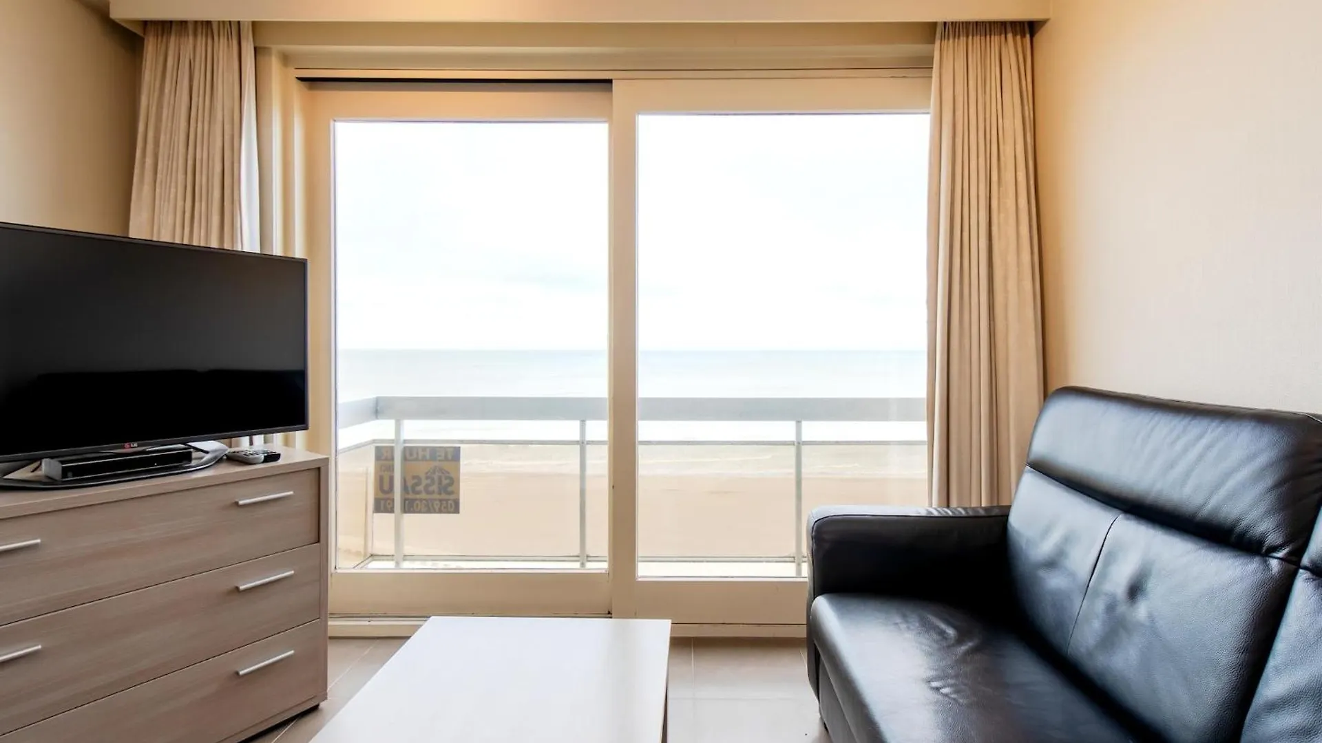 Pet-Friendly Apartment In Middelkerke location